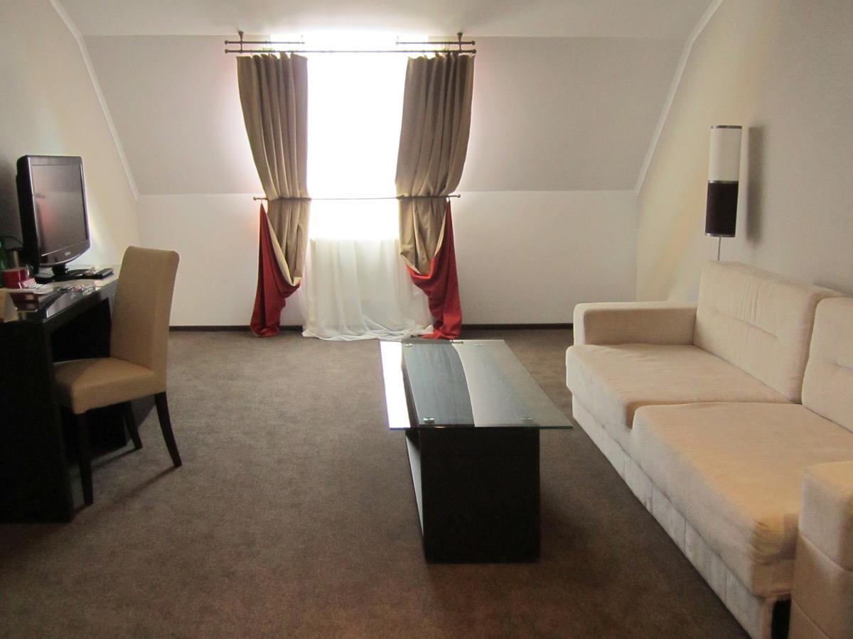 Optima Collection Kharkiv Hotel Ngoại thất bức ảnh